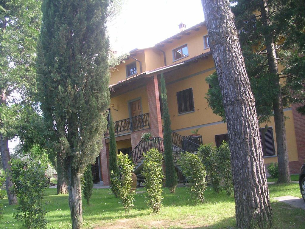 Guardalaluna Pian Di Sco Exterior photo