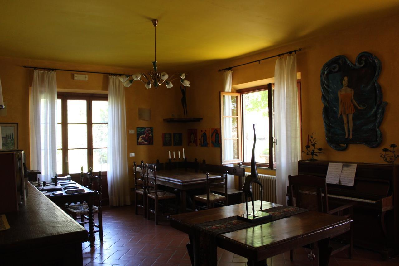 Guardalaluna Pian Di Sco Exterior photo